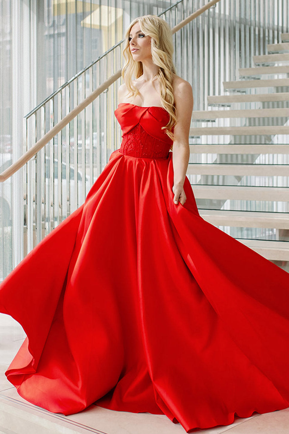 Luxury Strapless Ball Gowns, Lace Evening Dresses For Adults - Women